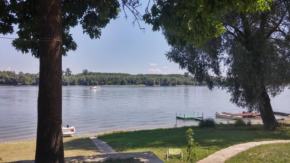 Kuća za odmor Green House Batina - Zeleni Otok