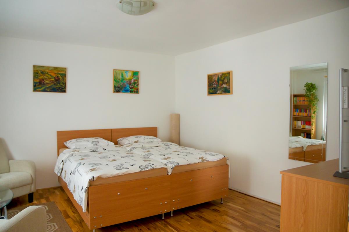 Zagreb, Donje Svetice-Vukovarska, Oddam, Manila 2