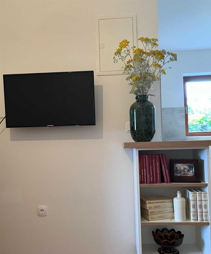 Idealan apartman za mlade obitelji, do plaže 100m, natkriven parking