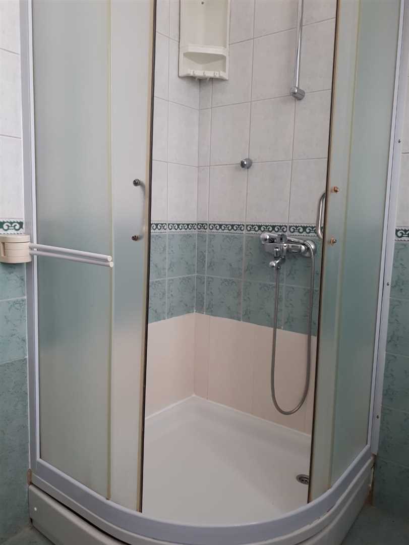 Dvosobni apartman,prvi red do mora s prekrasnim pogledom