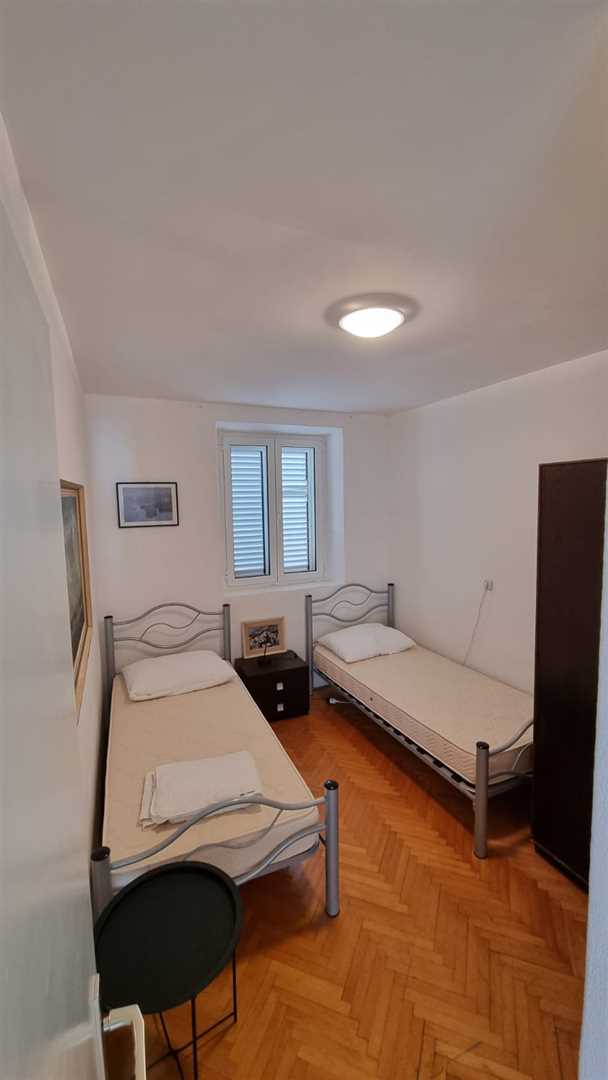 Dvosobni apartman,prvi red do mora s prekrasnim pogledom