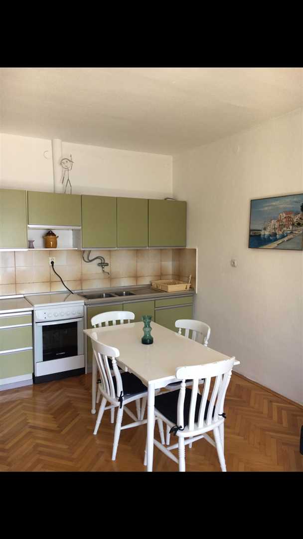 Dvosobni apartman,prvi red do mora s prekrasnim pogledom