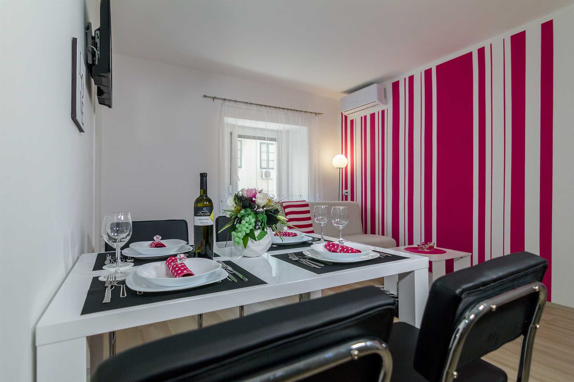 Povoljno apartman, centar Rijeke "TREND 5"